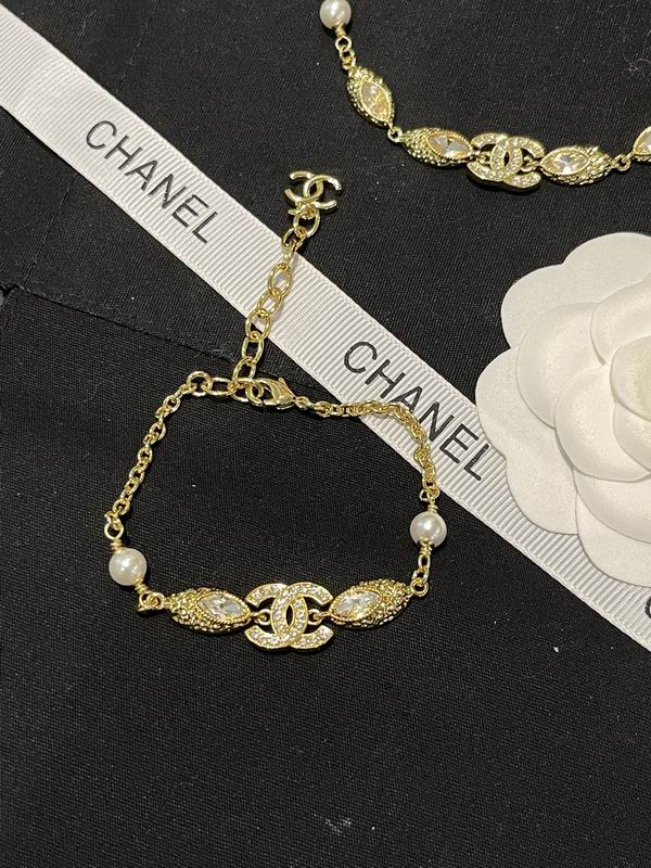 Chanel Bracelet 03yxs28